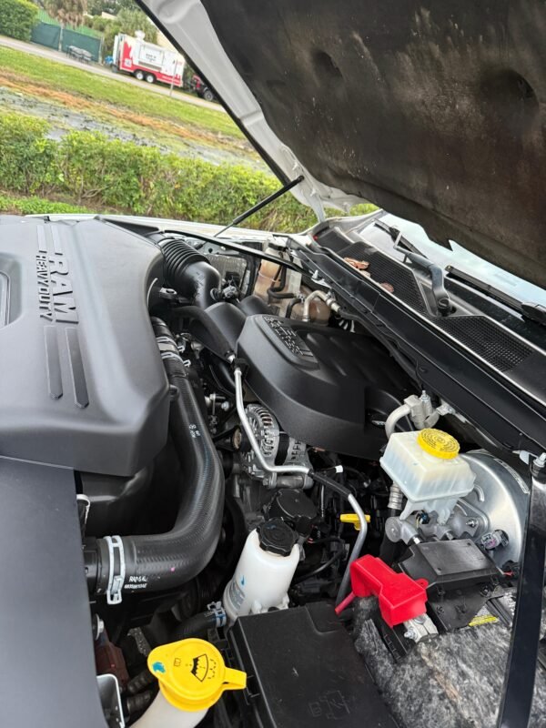 2019 RAM 2500 - Image 5