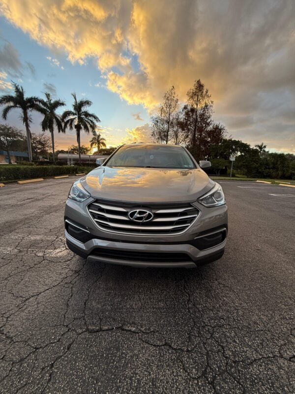 2018 Hyundai Santa Fe Sport - Image 10