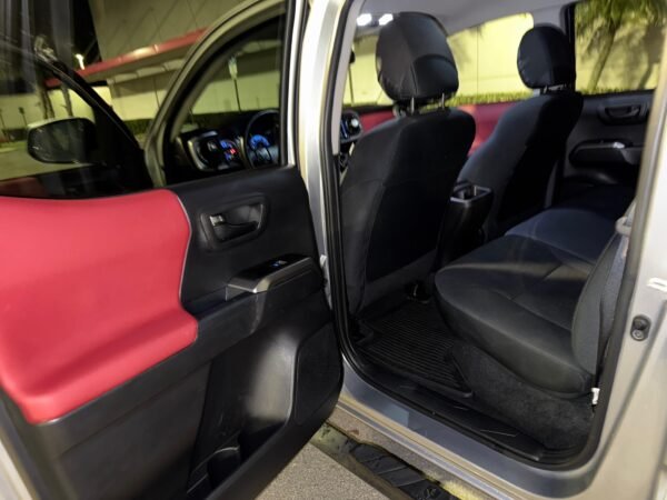 2021 Toyota Tacoma Double Cab - Image 2